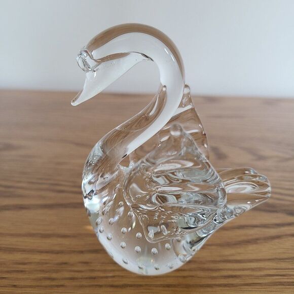 Vintage Precision Controlled Bubble Clear Glass Art Swan Figurine Paperweight - Picture 2 of 15